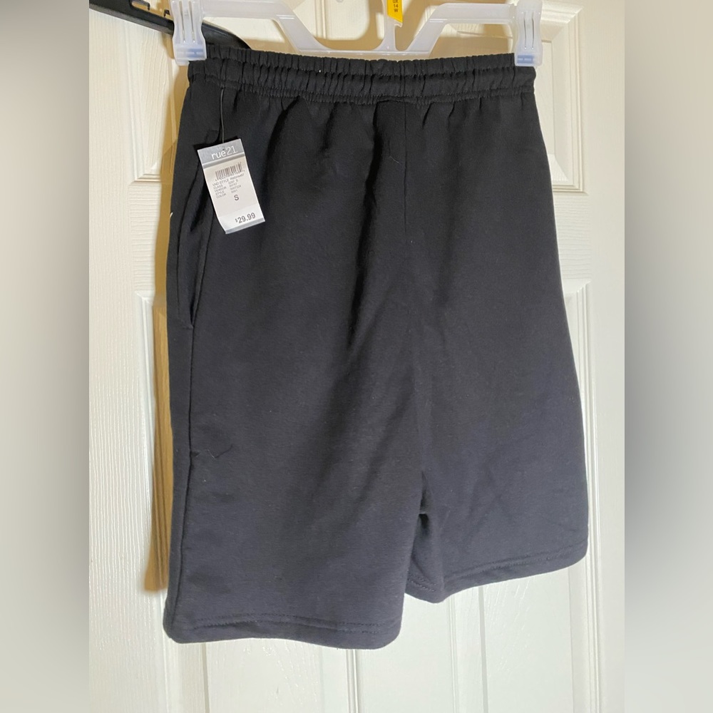 Rick & Morty Adult Swim Men’s Sz S Black Fleece Shorts Rue21 NWT $29.99 - Picture 4 of 7